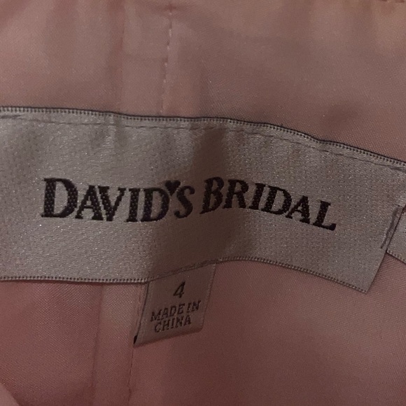 David’s Bridal Pink Bridesmaid/ Prom Dress Size 4 - Picture 4 of 6